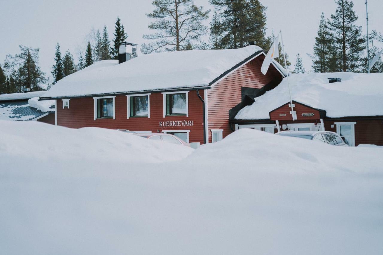 Kuerkievari Kuerhostel Экясломполо Экстерьер фото